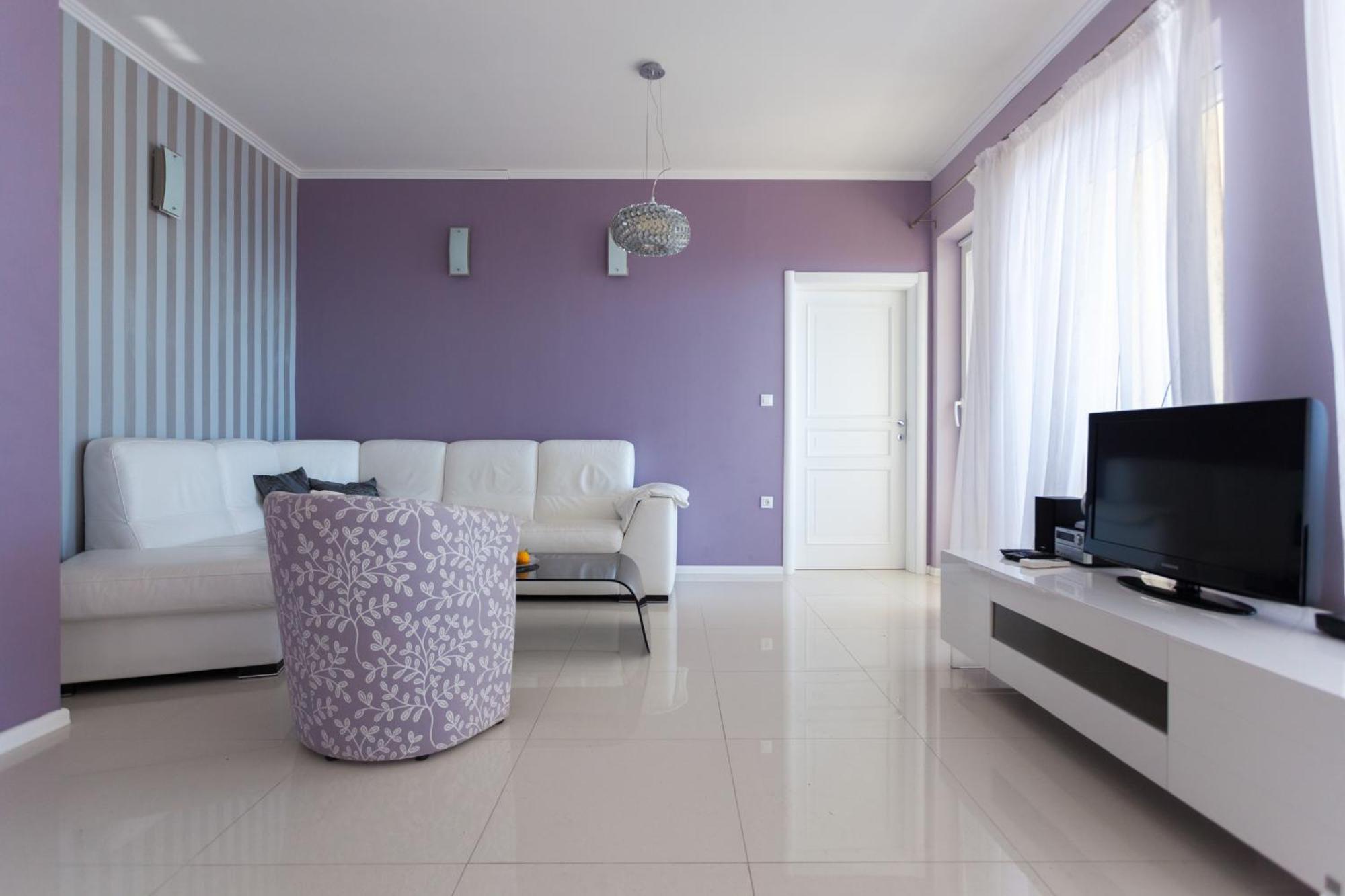 Luxury Con Vista