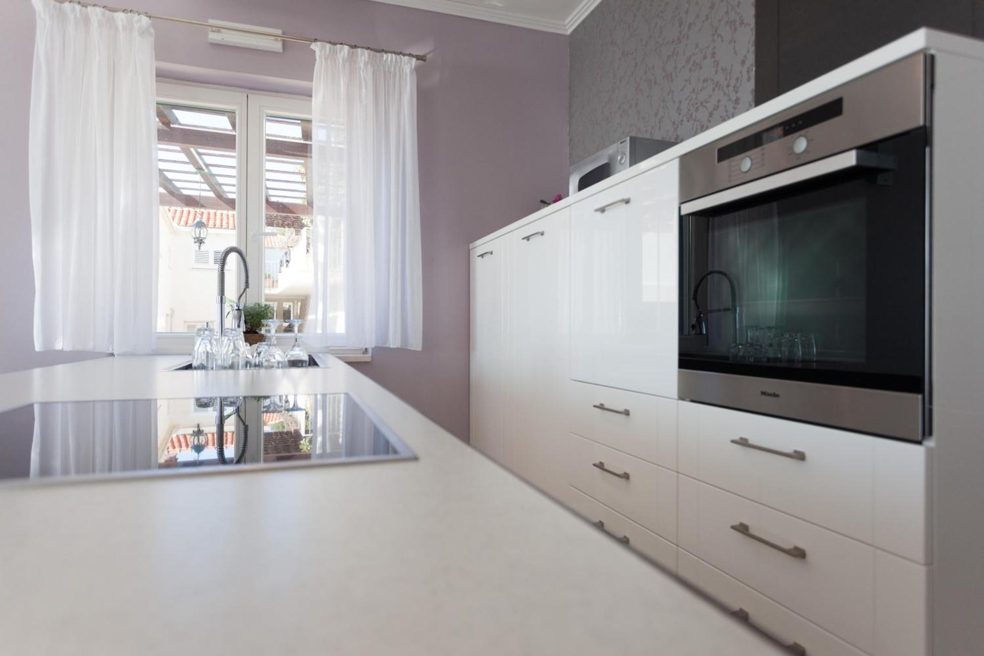 Luxury Con Vista Apartment *
