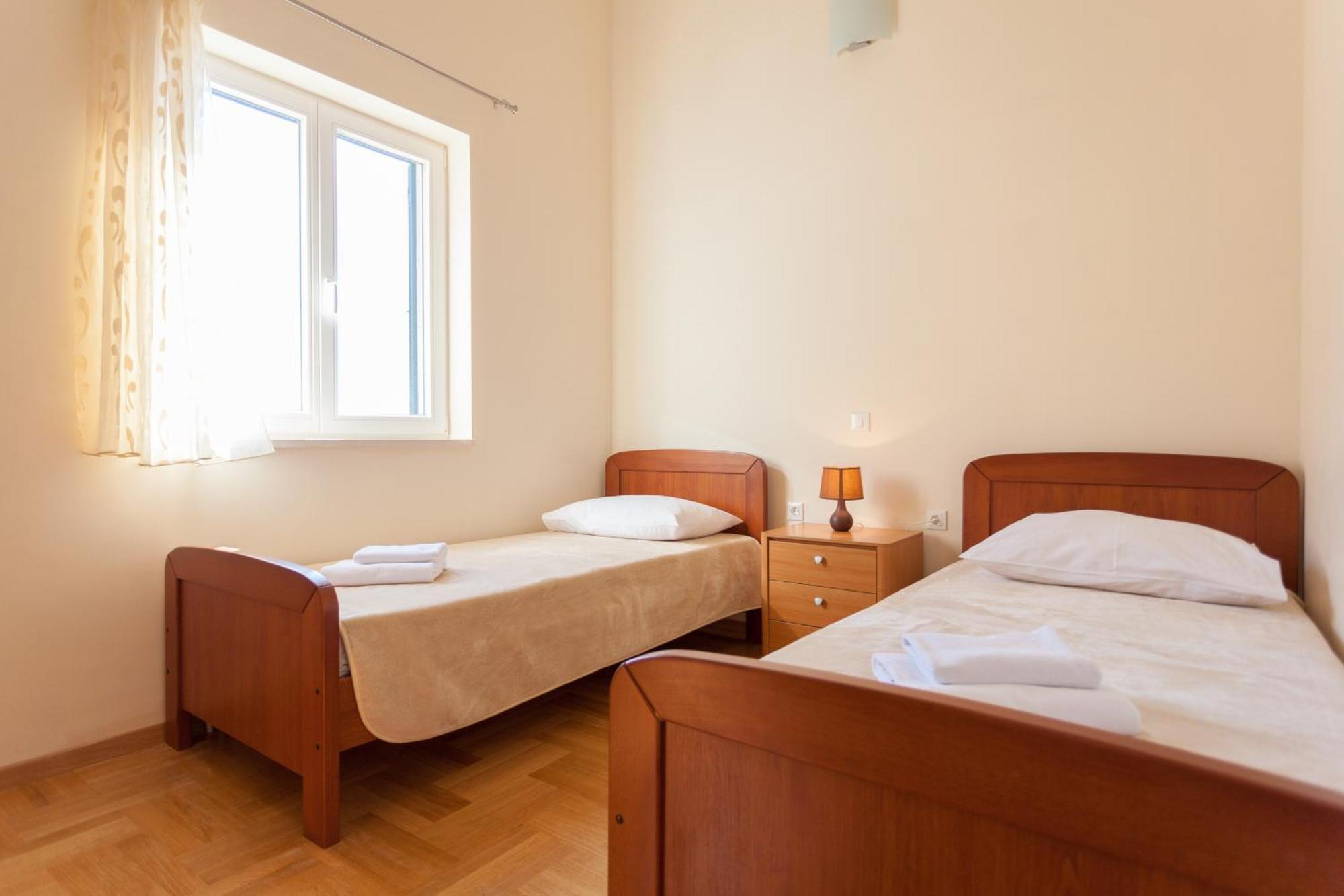 Luxury Con Vista